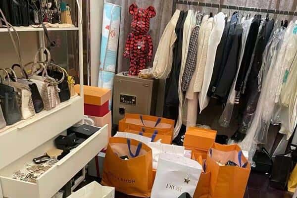 杭锦旗回收一线品牌衣服